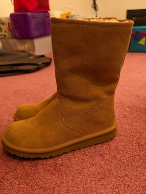 Youth Kids UGG Lil Sunshine Boots Brown Tan Suede Zippered Shearling Lined